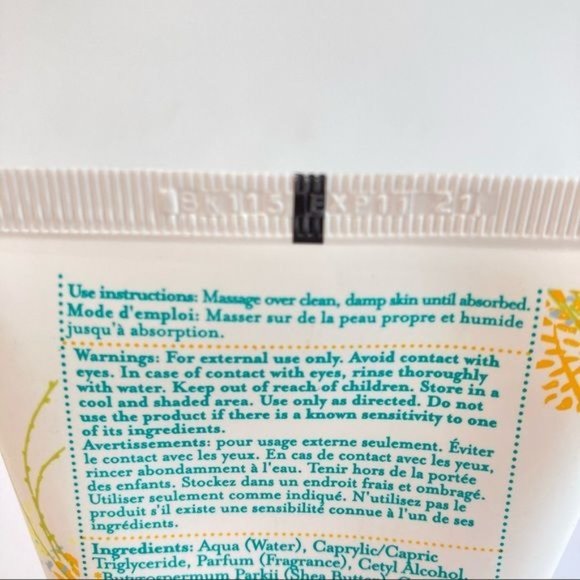 Lavido Citrus Aromatic Body Lotion Hydrate Nourish Protect 4.05 fl oz New SEALED - Picture 8 of 13